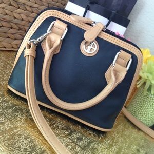 Giani Bernini mini bucket satchel new without tags